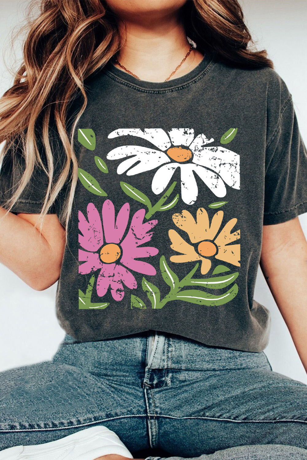 Daisy Graphic Tee