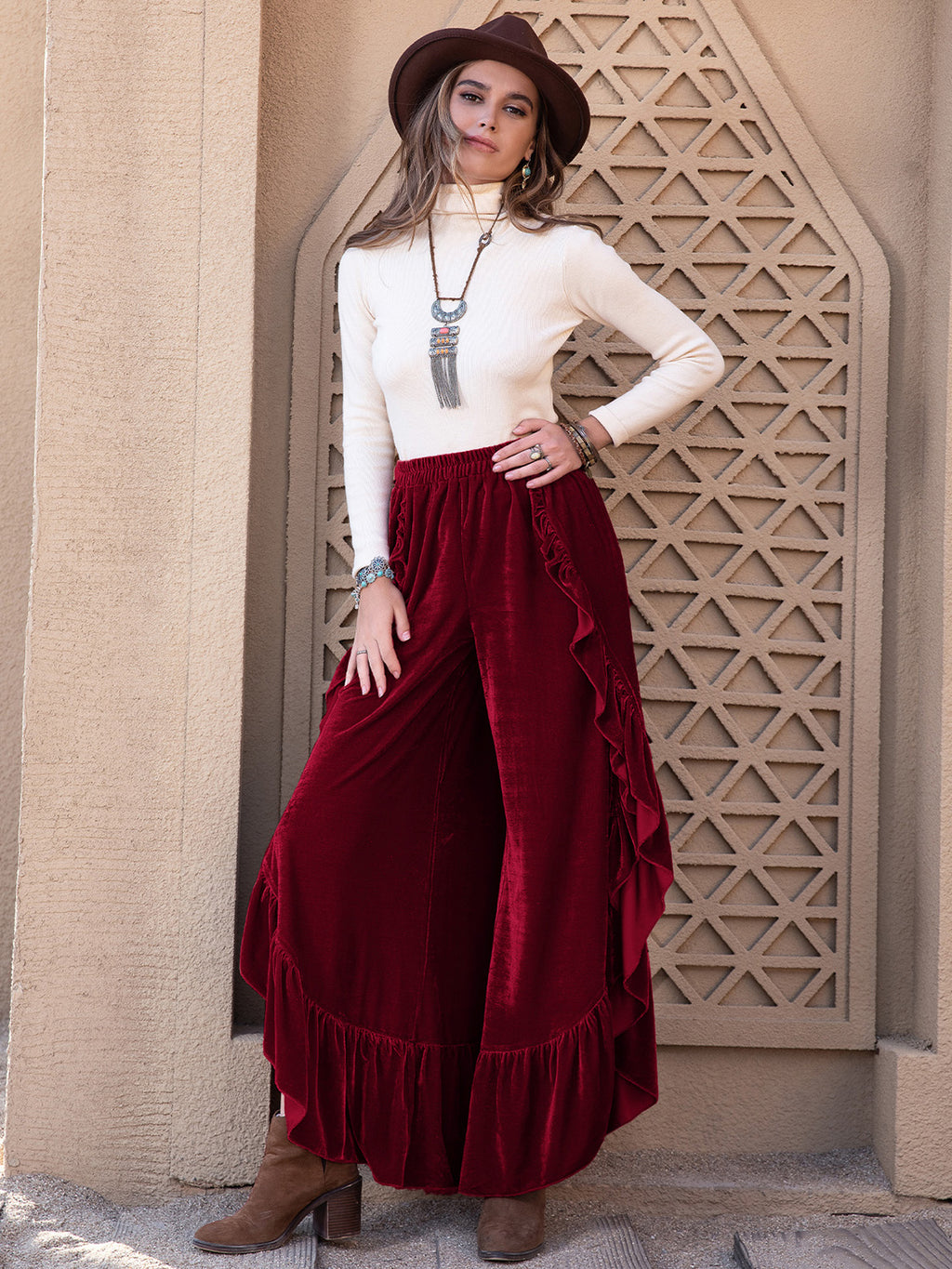 Ruffled Edge Pants
