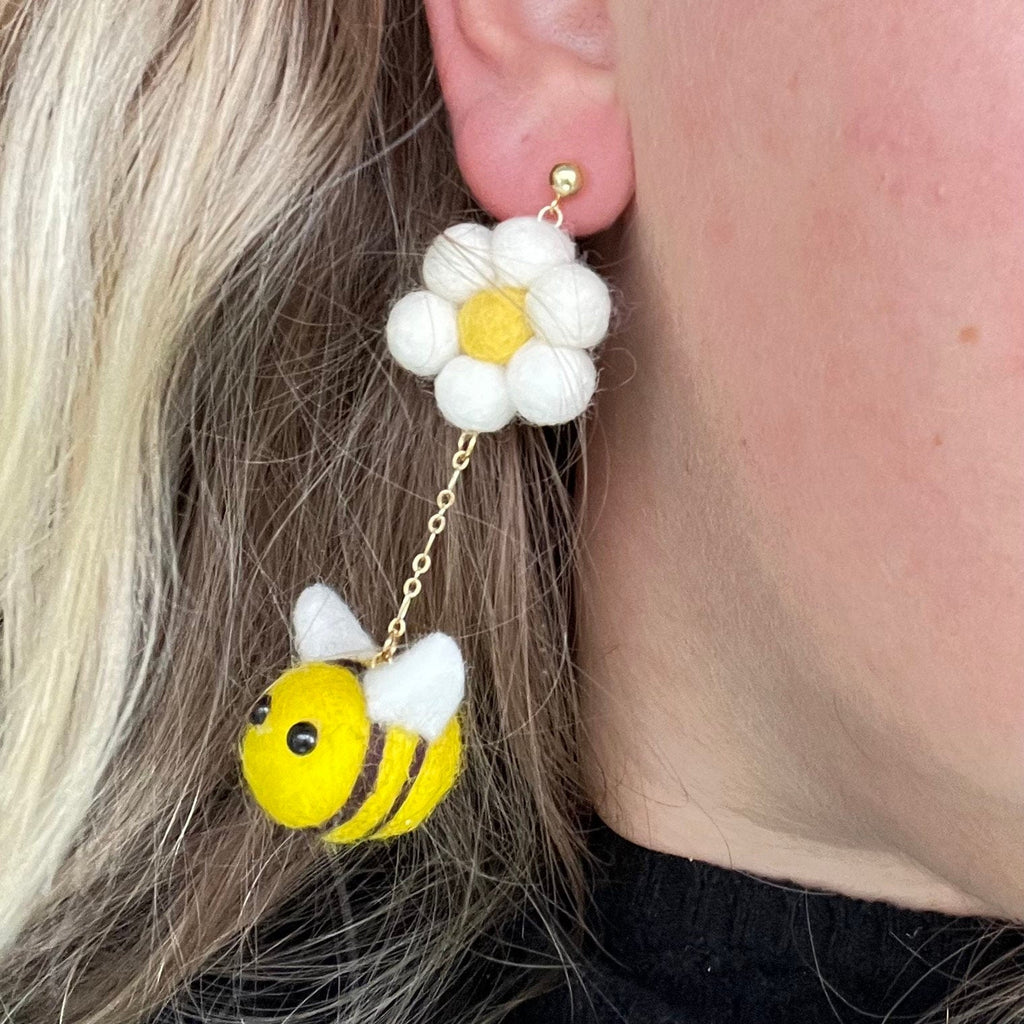 Spring Bee Earring
